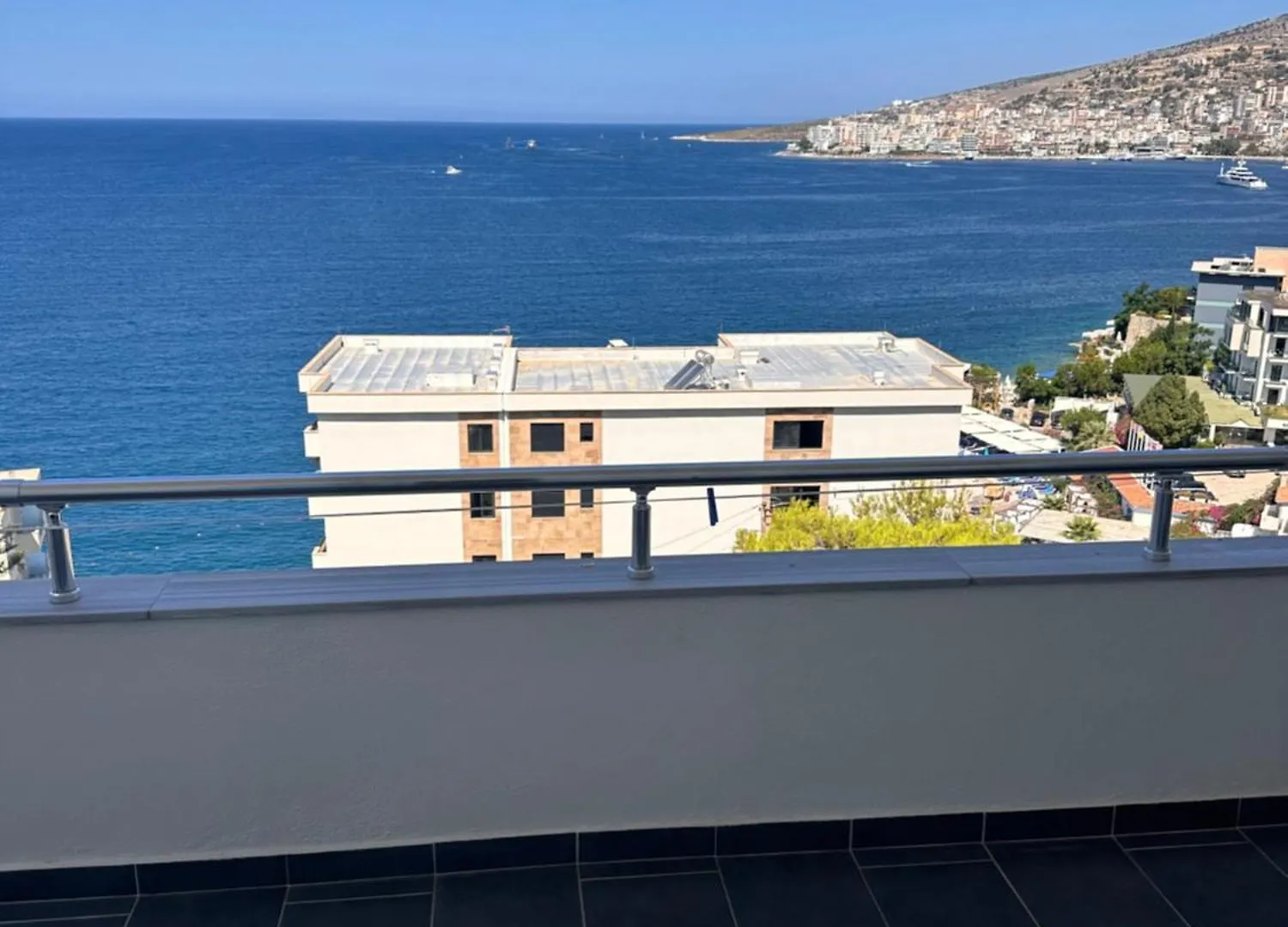 Infinity Blue Apartment Sarandë